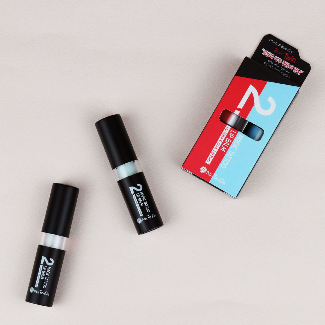 Color-changing lip balm reacting to moisture and pH